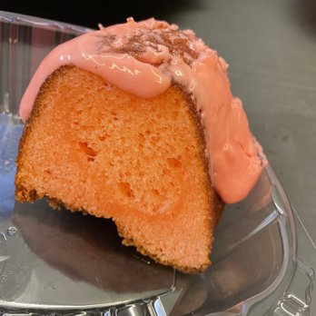 Memphis Seoul - Strawberry soju cake - Soul Food Near Me - Brooklyn, New York Memphis Seoul - Strawberry soju cake - Soul Food Near Me - Brooklyn, New York