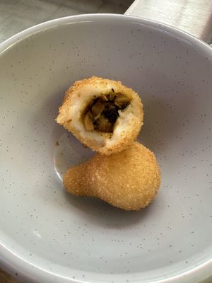 Loy Loy Dim Sum by null