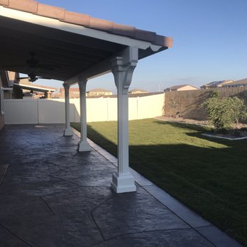 Designer's Touch Landscape - Stamped concrete patio, grass, tree, curbing, rocks, plants. - Landscaping Near Me - Quartz Hill, California Designer's Touch Landscape - Stamped concrete patio, grass, tree, curbing, rocks, plants. - Landscaping Near Me - Quartz Hill, California