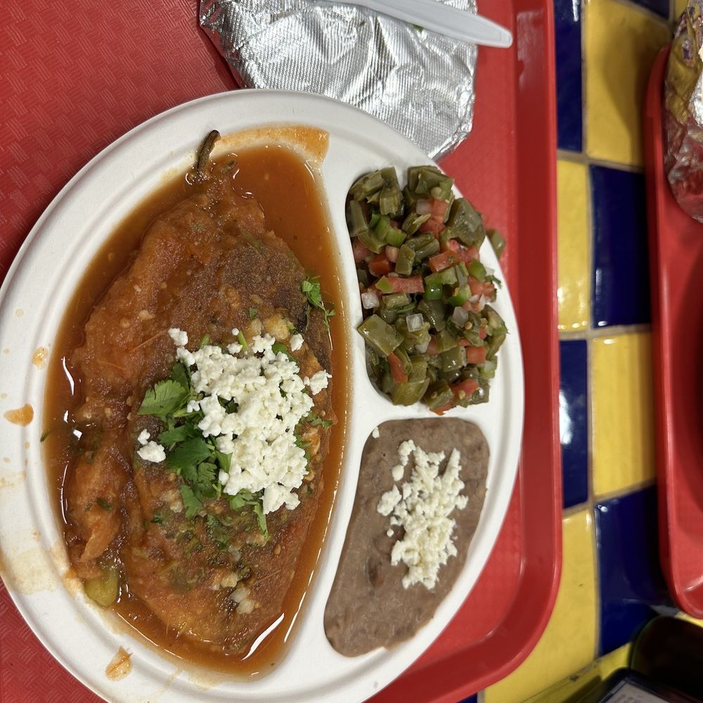 La Plaza Market - Chile relleno con nopales y frijol refrito - Grocery Near Me - Tracy, California La Plaza Market - Chile relleno con nopales y frijol refrito - Grocery Near Me - Tracy, California