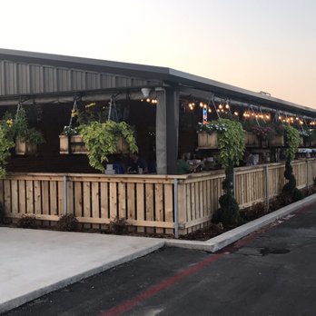 Sharons BBQ South - Outside seating - Barbeque Near Me - Abilene, Texas Sharons BBQ South - Outside seating - Barbeque Near Me - Abilene, Texas