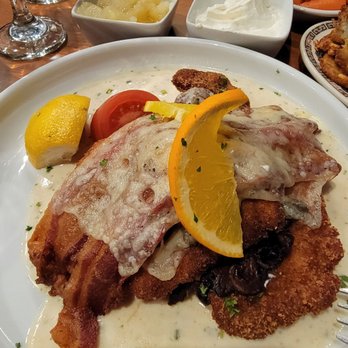 Alpine Chef Restaurant - German Near Me - Fredericksburg, Virginia