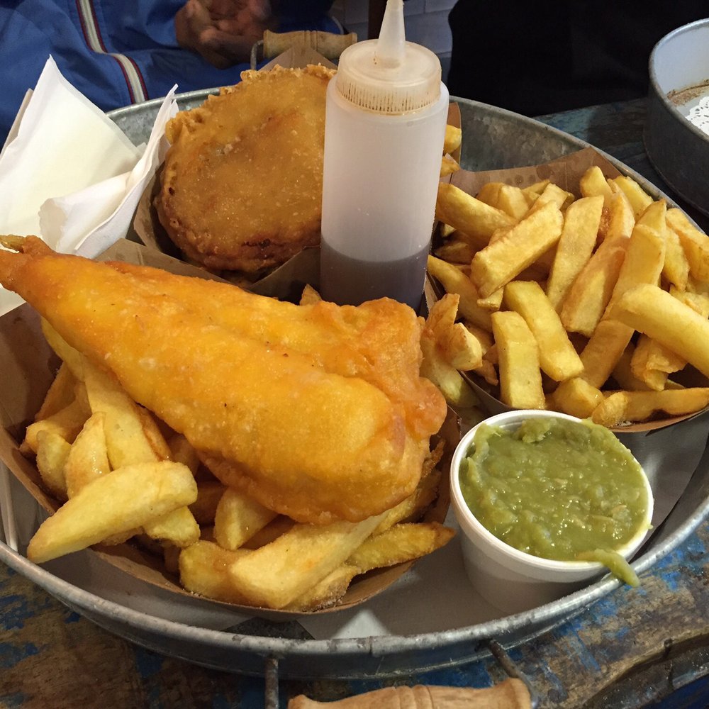 Cf Lennox's - Fish, chips, steak burger, peas - Fish & Chips Near Me - midleton, Colorado