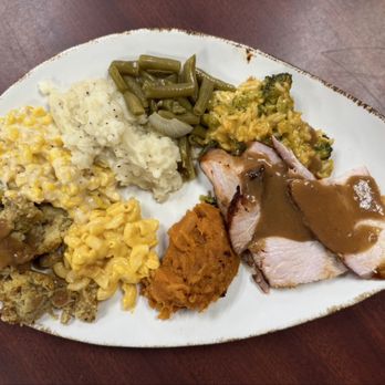 Luka's Barbecue & Steakhouse - Thanksgiving Day meal - Barbeque Near Me - Houston, Texas Luka's Barbecue & Steakhouse - Thanksgiving Day meal - Barbeque Near Me - Houston, Texas