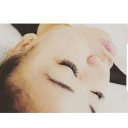 Lavish Lashes - Hybrid extension C-curl