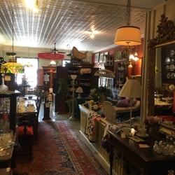 Virginia Jarvis Antiques - Many of the items have descriptions on them. Similar items are displayed together making for a very decorative display.