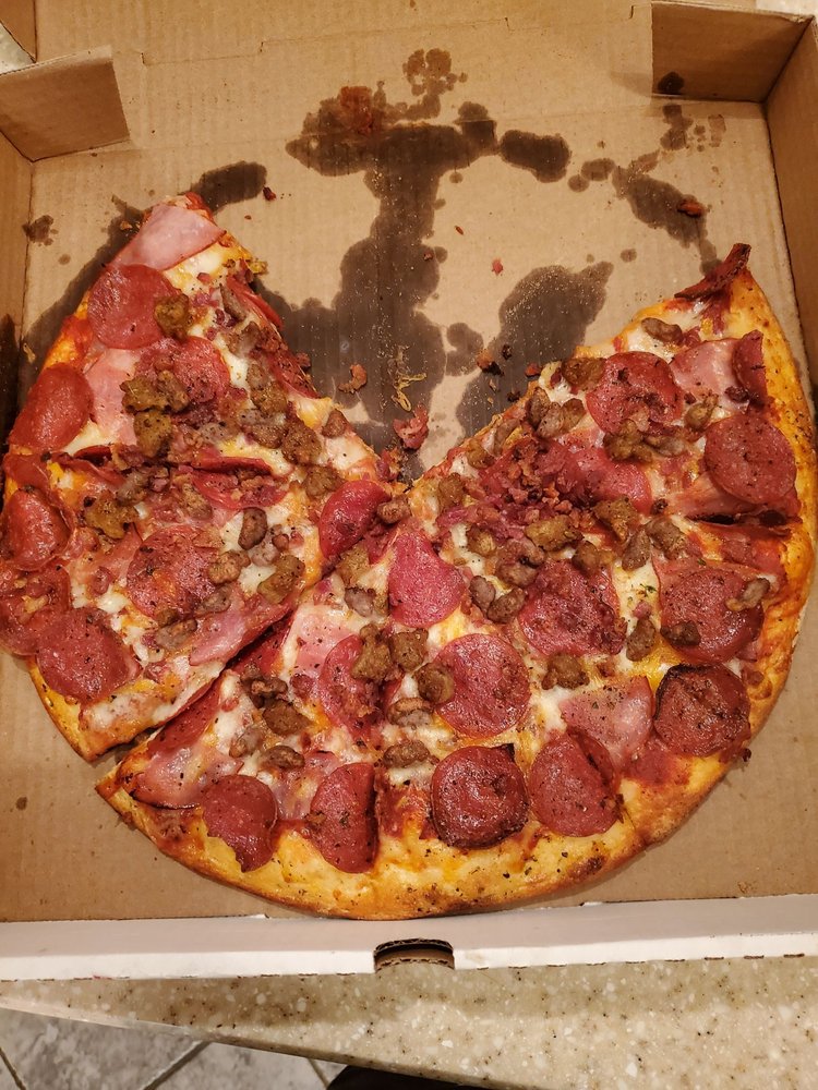 PASQUALLY’S PIZZA & WINGS Updated September 2024 Hemet, California