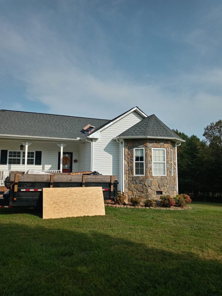 Slide of Diaz Roofing