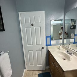 Guest bath before #1 Guest bath before #1