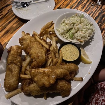 Blue Moon Beach Grill - Seafood Near Me - Nags Head, North Carolina
