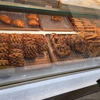 Tous Les Jours - Pastries galore - Bakeries Near Me - Virginia Beach, Virginia Tous Les Jours - Pastries galore - Bakeries Near Me - Virginia Beach, Virginia