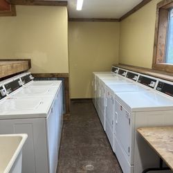 Kamiah / Clearwater River KOA Journey - Laundry room