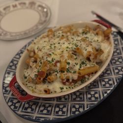 Maggiano's Little Italy - Garden City - Taylor Street Baked Ziti