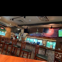 O'Charley's Restaurant & Bar