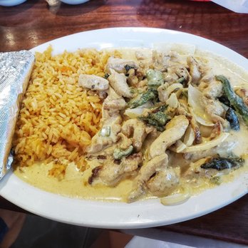 Taqueria El Manhattan - Pollo Con Crema - Mexican Near Me - Fort Mill, South Carolina Taqueria El Manhattan - Pollo Con Crema - Mexican Near Me - Fort Mill, South Carolina