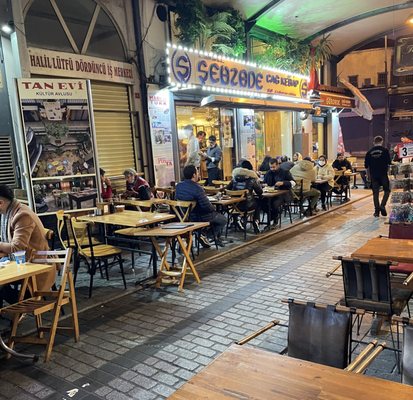 Şehzade Cağ Kebap by null