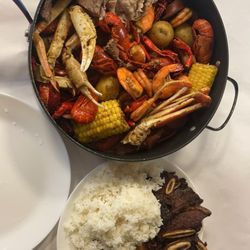 A1 Seafood & Pho - Boiled seafood
