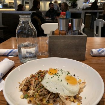Maplewood Kitchen and Bar - Chicken Hash - Breakfast & Brunch Near Me - Cincinnati, Ohio Maplewood Kitchen and Bar - Chicken Hash - Breakfast & Brunch Near Me - Cincinnati, Ohio