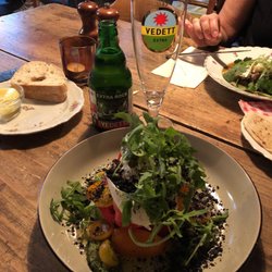 Paulette - Omnomnom