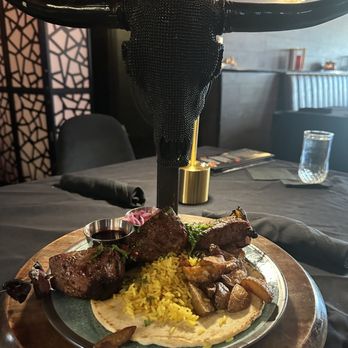 Deluxe Fun Dining - Filet - Bars Near Me - Charlotte, North Carolina