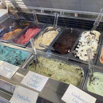 Yogurtown - Ice Cream & Frozen Yogurt Near Me - Allen Park, Michigan Yogurtown - Ice Cream & Frozen Yogurt Near Me - Allen Park, Michigan
