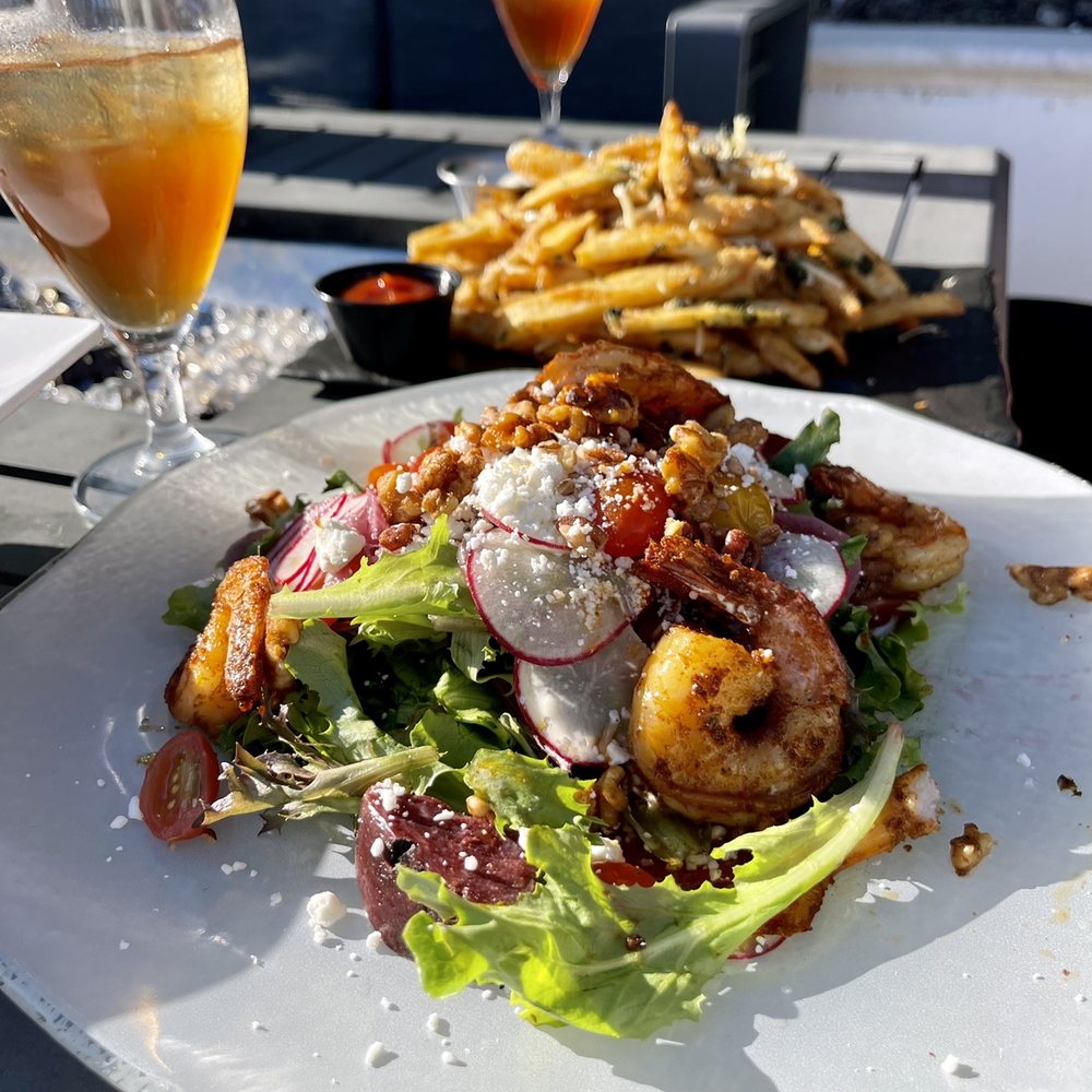 Aqua - Garden greens with goat cheese, beets, candied walnuts and blackened shrimp - Seafood Near Me - Tampa, Florida Aqua - Garden greens with goat cheese, beets, candied walnuts and blackened shrimp - Seafood Near Me - Tampa, Florida