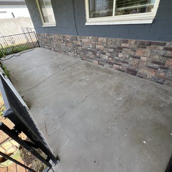 Legacy Junk Removal - Front patio clean - Junk Removal & Hauling Near Me Legacy Junk Removal - Front patio clean - Junk Removal & Hauling Near Me