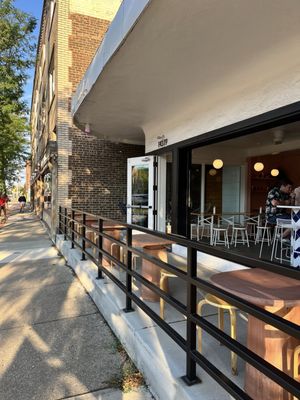 Harlow's Pizza by null