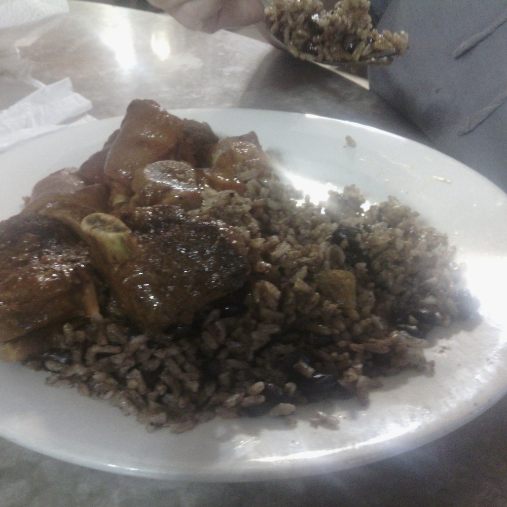 Junco Restaurant - Congri - Dominican Near Me - Bridgeport, Connecticut Junco Restaurant - Congri - Dominican Near Me - Bridgeport, Connecticut