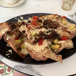 Café Berlín - Loaded Malanga Nachos (vegan)