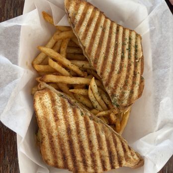 Currywurst Truck Sarasota - Bacon, sauté onions and American cheese grilled sandwich with regular fries - Food Trucks Near Me Currywurst Truck Sarasota - Bacon, sauté onions and American cheese grilled sandwich with regular fries - Food Trucks Near Me