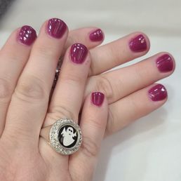 My dip nails done to perfection by Kelly!