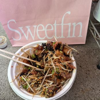 Sweetfin Studio City - Poke Near Me - Los Angeles, California