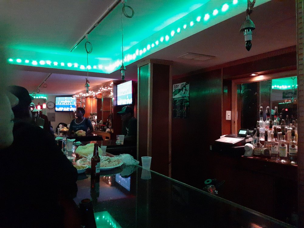 Watutsi Pub Image