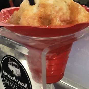 Breakwall Shave Ice - Shaved Ice Near Me - Lahaina, Hawaii