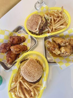 Yeanie's Burgers and Social by null