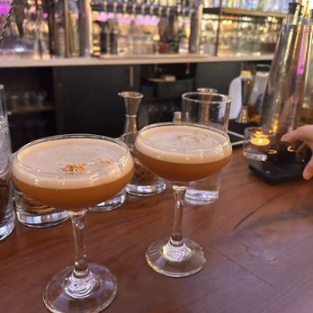 Radius on Brant - Cocktails - International Near Me - Burlington, Ontario