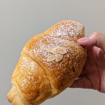 Lucullus Bakery - Chocolate croissant - Bakeries Near Me - Toronto, Ontario Lucullus Bakery - Chocolate croissant - Bakeries Near Me - Toronto, Ontario