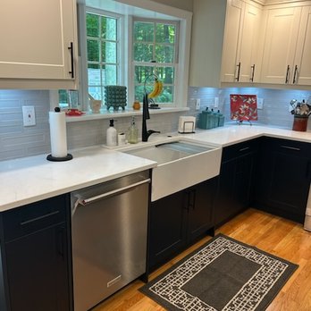 Wren Kitchens - Cabinetry Near Me - Levittown, New York