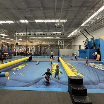 Big Air Trampoline Park - Trampoline Parks Near Me - Auburn, Washington Big Air Trampoline Park - Trampoline Parks Near Me - Auburn, Washington