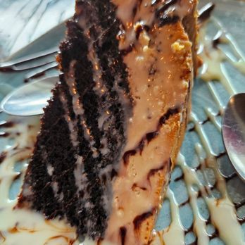 Cafe La Trova - Chocolate cake - Cocktail Bars Near Me - Miami, Florida Cafe La Trova - Chocolate cake - Cocktail Bars Near Me - Miami, Florida