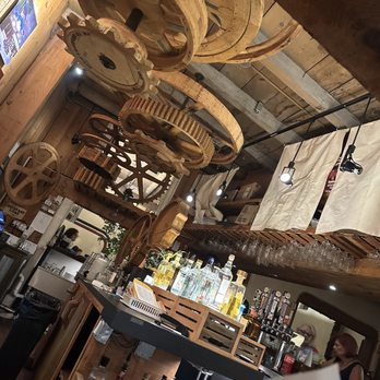 HIGH NOON RESTAURANT & SALOON - Updated October 2024 - 441 Photos & 525