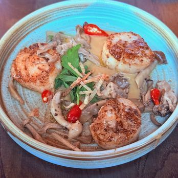 Ruby Chow's - Asian Fusion Near Me - Atlanta, Georgia