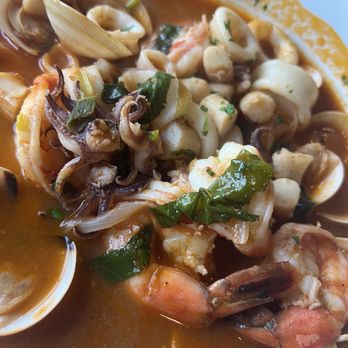 Centanni Italian Restaurant - Guazzetto di pesce - Italian Near Me - Burbank, California Centanni Italian Restaurant - Guazzetto di pesce - Italian Near Me - Burbank, California