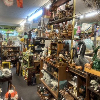 Time Warp - Antiques Near Me - St. Clair Shores, Michigan