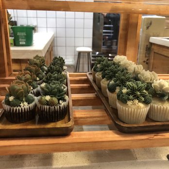 Urban Backyard - Vegan Mini Succulent Cupcakes - Coffee & Tea Near Me - New York, New York Urban Backyard - Vegan Mini Succulent Cupcakes - Coffee & Tea Near Me - New York, New York
