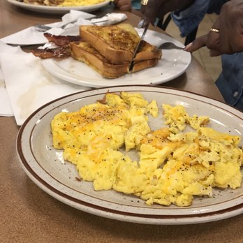 Fat Nat's Eggs - Breakfast & Brunch Near Me - Brooklyn Park, Minnesota Fat Nat's Eggs - Breakfast & Brunch Near Me - Brooklyn Park, Minnesota