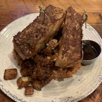 Mash'D - French Toast with chicken - New American Near Me - San Antonio, Texas Mash'D - French Toast with chicken - New American Near Me - San Antonio, Texas