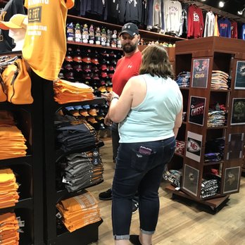Southern Sportz Store - Men's Clothing Near Me - Pigeon Forge, Tennessee
