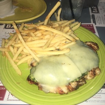 Barnabys Cafe - Chicken Mill Valley - American Near Me - Houston, Texas